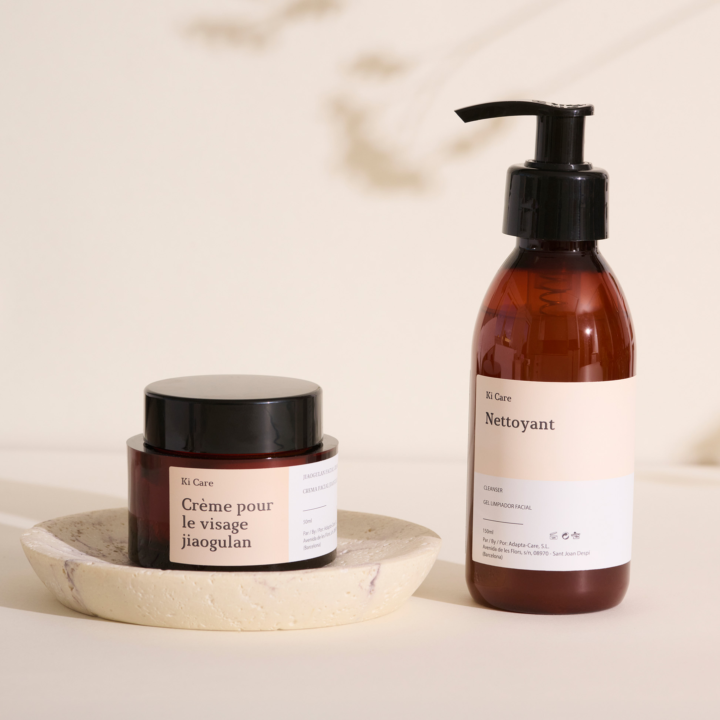 Bodegon de Rutina Facial para Piel Joven con Crema Hidratante Facial con Jiaogulan y Gel Limpiador Facial