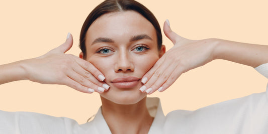 ¿Cómo influye la práctica regular de yoga en la salud y apariencia de la piel?